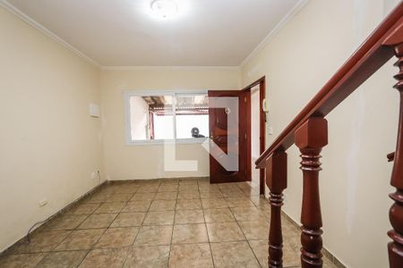 Sala de casa de condomínio à venda com 4 quartos, 125m² em Vila das Oliveiras, Taboão da Serra