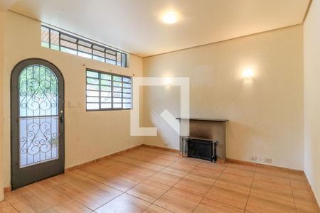 Sala de casa para alugar com 2 quartos, 141m² em Vila Cordeiro, São Paulo