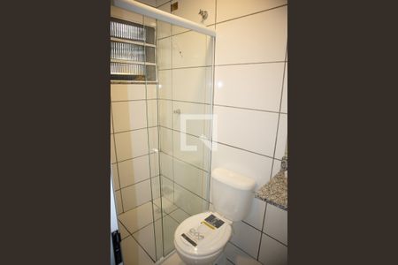 Banheiro de apartamento para alugar com 1 quarto, 25m² em Vila Medeiros, São Paulo