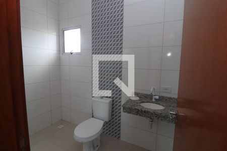 Banheiro de apartamento para alugar com 1 quarto, 40m² em Vila Nova Manchester, São Paulo