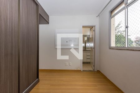Suíte de apartamento à venda com 2 quartos, 53m² em João Pinheiro, Belo Horizonte