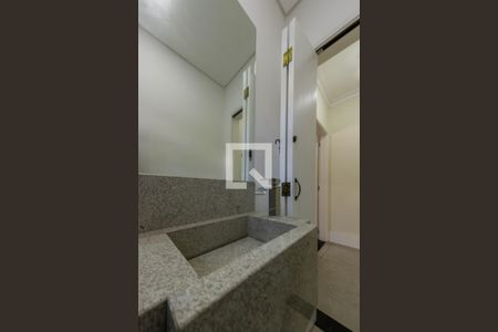 Lavabo de casa à venda com 3 quartos, 190m² em Jardim Avelino, São Paulo
