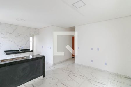 Sala de casa à venda com 3 quartos, 70m² em Solar do Barreiro (barreiro), Belo Horizonte