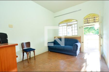 Sala 1 de casa à venda com 6 quartos, 246m² em Santa Ines, Belo Horizonte