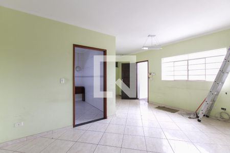 Sala de casa para alugar com 3 quartos, 200m² em Vila Mara, São Paulo