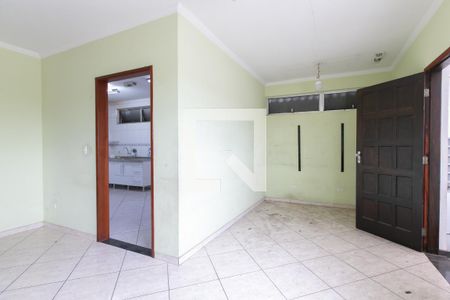Sala de casa para alugar com 3 quartos, 200m² em Vila Mara, São Paulo