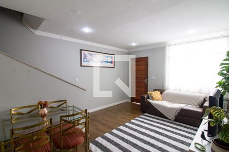 Sala de casa à venda com 2 quartos, 120m² em Jardim Dourado, Guarulhos