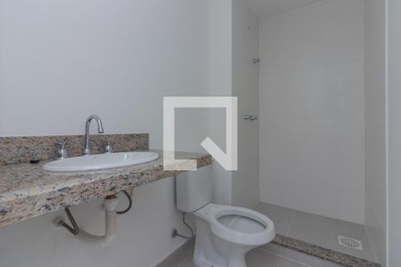 Banheiro de apartamento à venda com 1 quarto, 120m² em Auxiliadora, Porto Alegre
