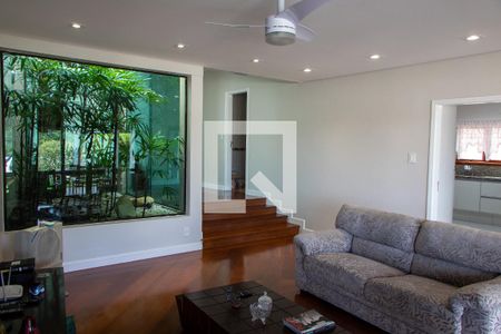 SALA de casa de condomínio à venda com 4 quartos, 422m² em Loteamento Alphaville Campinas, Campinas