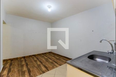 Sala/Cozinha de casa para alugar com 1 quarto, 32m² em Jardim Eusonia, Guarulhos