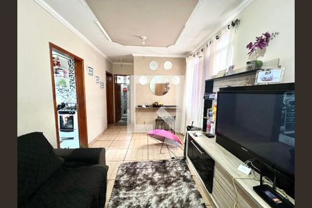 Sala de apartamento à venda com 2 quartos, 45m² em Tropical, Contagem