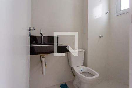 Banheiro de apartamento à venda com 2 quartos, 64m² em Santa Efigênia, Belo Horizonte