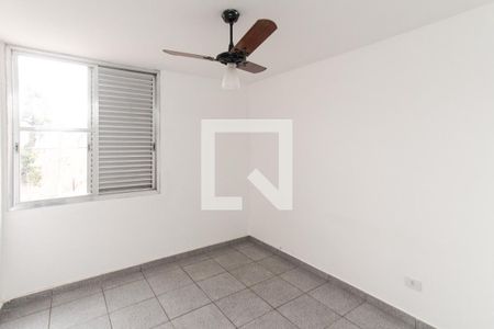 Quarto 1   de apartamento para alugar com 2 quartos, 56m² em Vila Constança, São Paulo