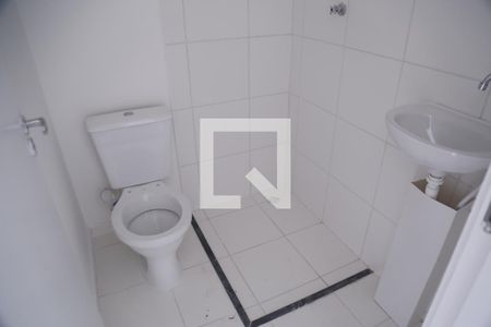Banheiro de apartamento à venda com 1 quarto, 25m² em Vila Guedes, São Paulo