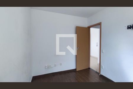 Quarto 2 de apartamento para alugar com 2 quartos, 40m² em Cabral, Contagem