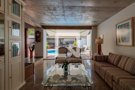 Sala de casa à venda com 5 quartos, 240m² em Jardim Panorama, São Paulo