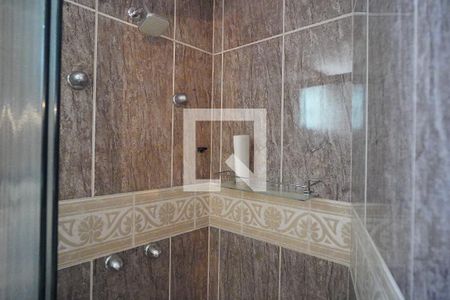 Banheiro suíte de apartamento para alugar com 2 quartos, 100m² em Petrópolis, Porto Alegre