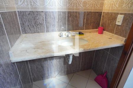 Banheiro suíte de apartamento à venda com 2 quartos, 100m² em Petrópolis, Porto Alegre