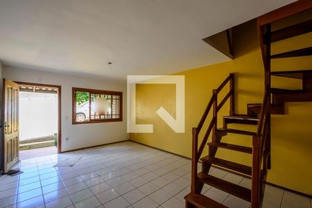 Sala 1 de casa de condomínio para alugar com 2 quartos, 100m² em Espírito Santo, Porto Alegre