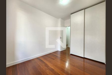 Quarto 3 de apartamento à venda com 4 quartos, 140m² em Buritis, Belo Horizonte