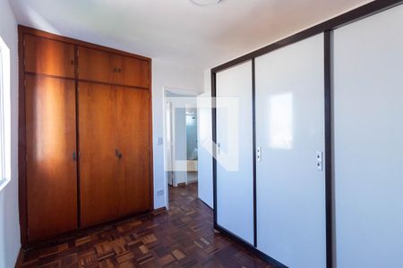 Quarto 1 de apartamento à venda com 2 quartos, 52m² em Vila Londrina, São Paulo