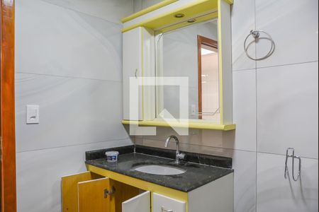 Banheiro de casa para alugar com 1 quarto, 80m² em Parque Terra Nova Ii, São Bernardo do Campo