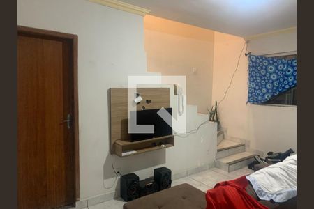 Sala de casa para alugar com 2 quartos, 60m² em Jardim Laguna, Contagem