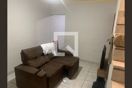 Sala de casa para alugar com 2 quartos, 60m² em Jardim Laguna, Contagem