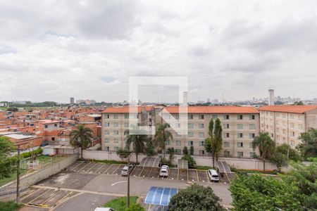 Vista da sala de apartamento à venda com 3 quartos, 78m² em Piratininga, Osasco