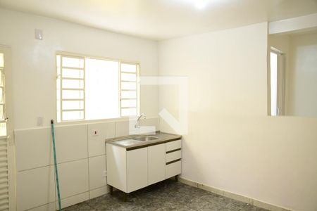 Casa para alugar com 35m², 1 quarto e sem vagaKitnet