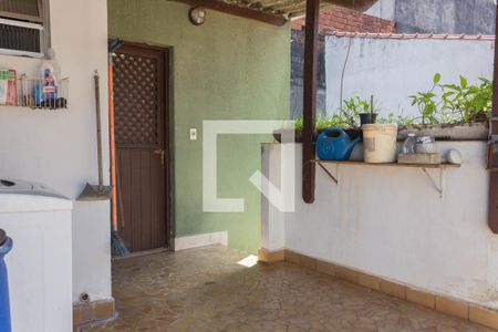 Casa à venda com 138m², 2 quartos e 2 vagas Casa à venda com 138m², 2 quartos e 2 vagasÁrea de Serviço