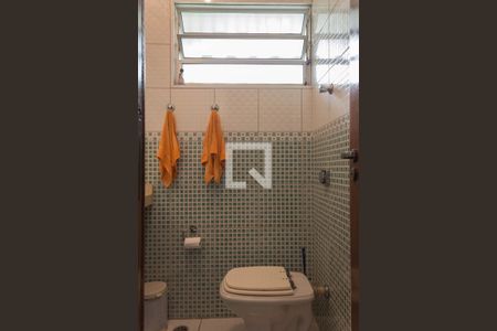 Casa à venda com 138m², 2 quartos e 2 vagas Casa à venda com 138m², 2 quartos e 2 vagasBanheiro