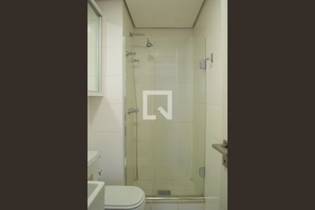 Banheiro de apartamento à venda com 1 quarto, 40m² em Praia de Belas, Porto Alegre