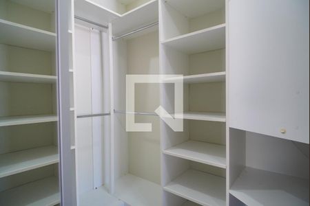 Quarto 1 - Closet de apartamento à venda com 2 quartos, 60m² em Vila Ipiranga, Porto Alegre