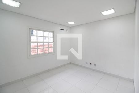 Quarto 1 de casa para alugar com 2 quartos, 100m² em Vila Olímpia, São Paulo