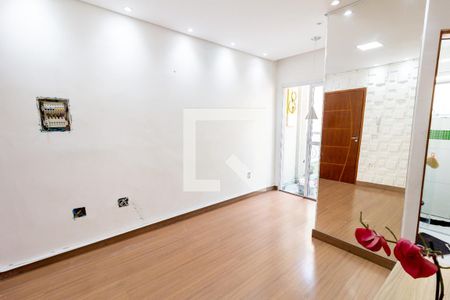 Sala de apartamento para alugar com 2 quartos, 48m² em Jardim Irene, Santo André