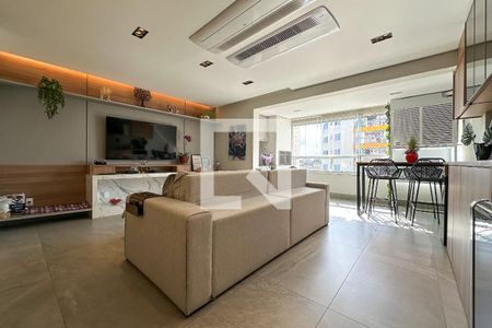 Sala de apartamento à venda com 3 quartos, 120m² em Vila Pompéia, São Paulo