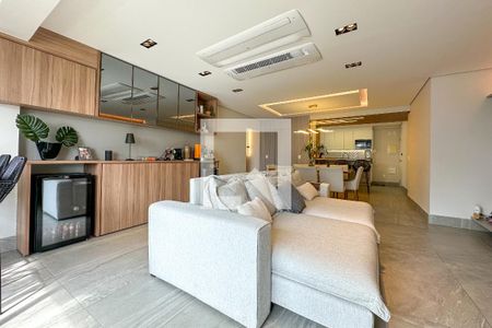 Sala de apartamento à venda com 3 quartos, 120m² em Vila Pompéia, São Paulo