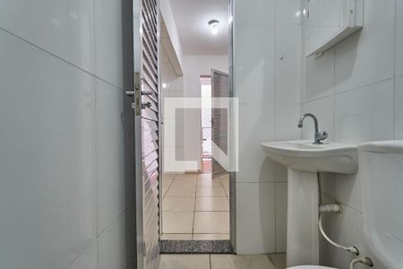 Banheiro de casa de condomínio para alugar com 1 quarto, 60m² em São Cristóvão, Rio de Janeiro