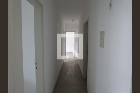 Corredor Vista 2 de casa para alugar com 2 quartos, 72m² em Vila Celeste, São Paulo