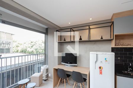 Varanda de kitnet/studio para alugar com 1 quarto, 19m² em Santo Amaro, São Paulo