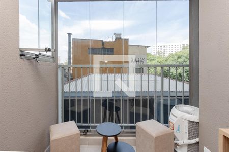 Varanda de kitnet/studio para alugar com 1 quarto, 19m² em Santo Amaro, São Paulo