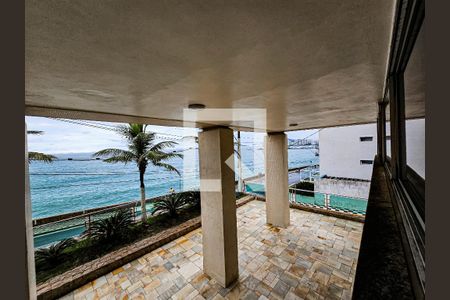 Vista da Sala de apartamento para alugar com 2 quartos, 77m² em Morro do Maluf, Guarujá