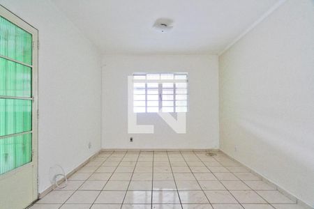 Sala de casa para alugar com 2 quartos, 121m² em Vila Hebe, São Paulo