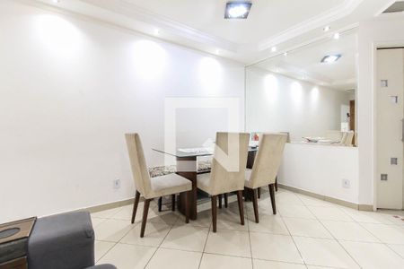 Sala de apartamento à venda com 2 quartos, 58m² em Vila Bertioga, São Paulo