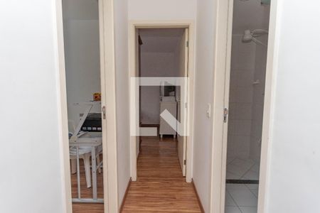 Corredor  de apartamento à venda com 2 quartos, 60m² em Conceição, Diadema