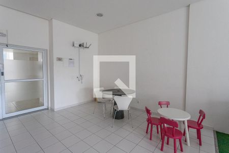 Apartamento à venda com 60m², 2 quartos e 1 vaga Apartamento à venda com 60m², 2 quartos e 1 vagaCinema