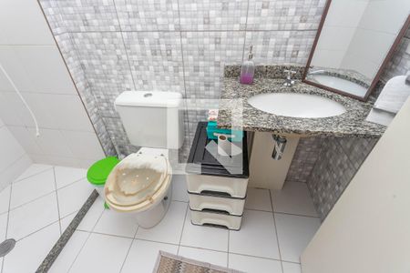 Apartamento à venda com 60m², 2 quartos e 1 vaga Apartamento à venda com 60m², 2 quartos e 1 vagaBanheiro social