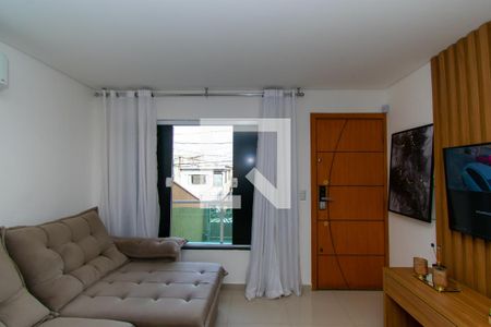 Sala de casa à venda com 3 quartos, 127m² em Vila Olinda, São Paulo