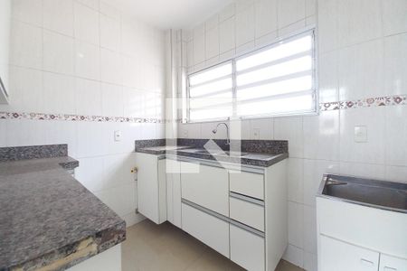 Cozinha  de apartamento à venda com 1 quarto, 63m² em Centro, Campinas
